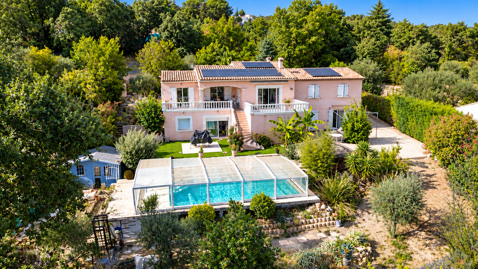 VILLA PROVENÇALE AVEC PISCINE ET APPARTEMENT INDÉPENDANT